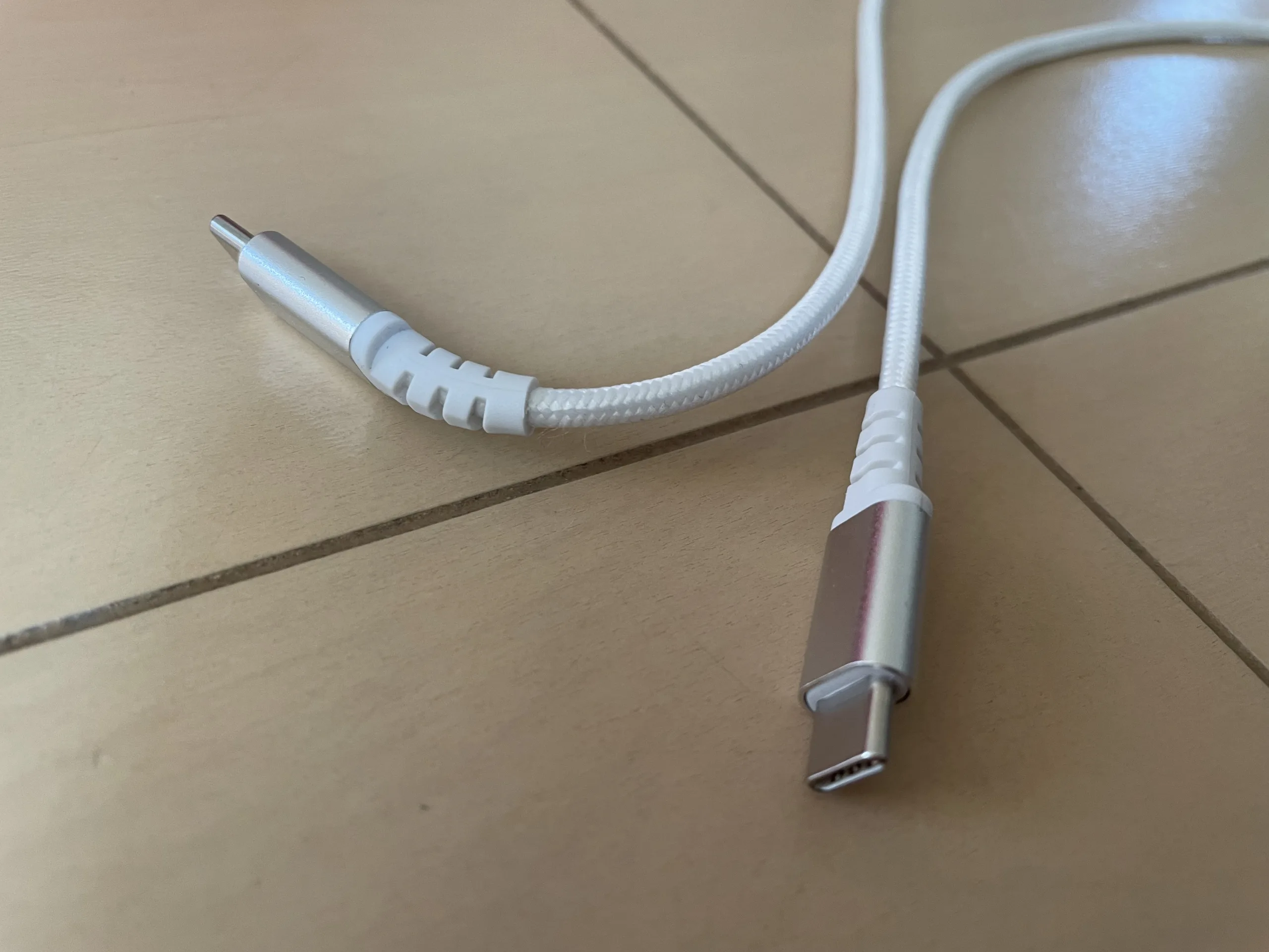 USB-C Apple　付属品