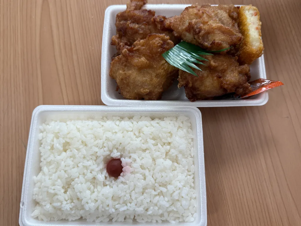 ホットアンドホット村岡　モモから弁当