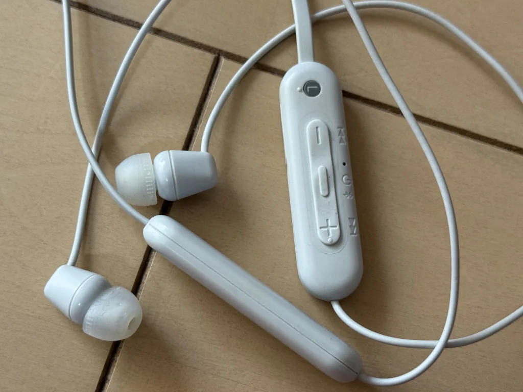 wireless earphones with sony wired２ 2