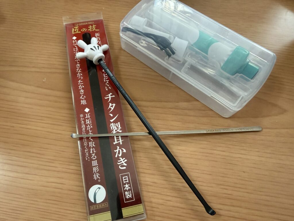 愛用している耳かき３種　匠の耳かき　ののじイヤークリーン　ディズニーランドで購入したミッキーのグローブの耳かき